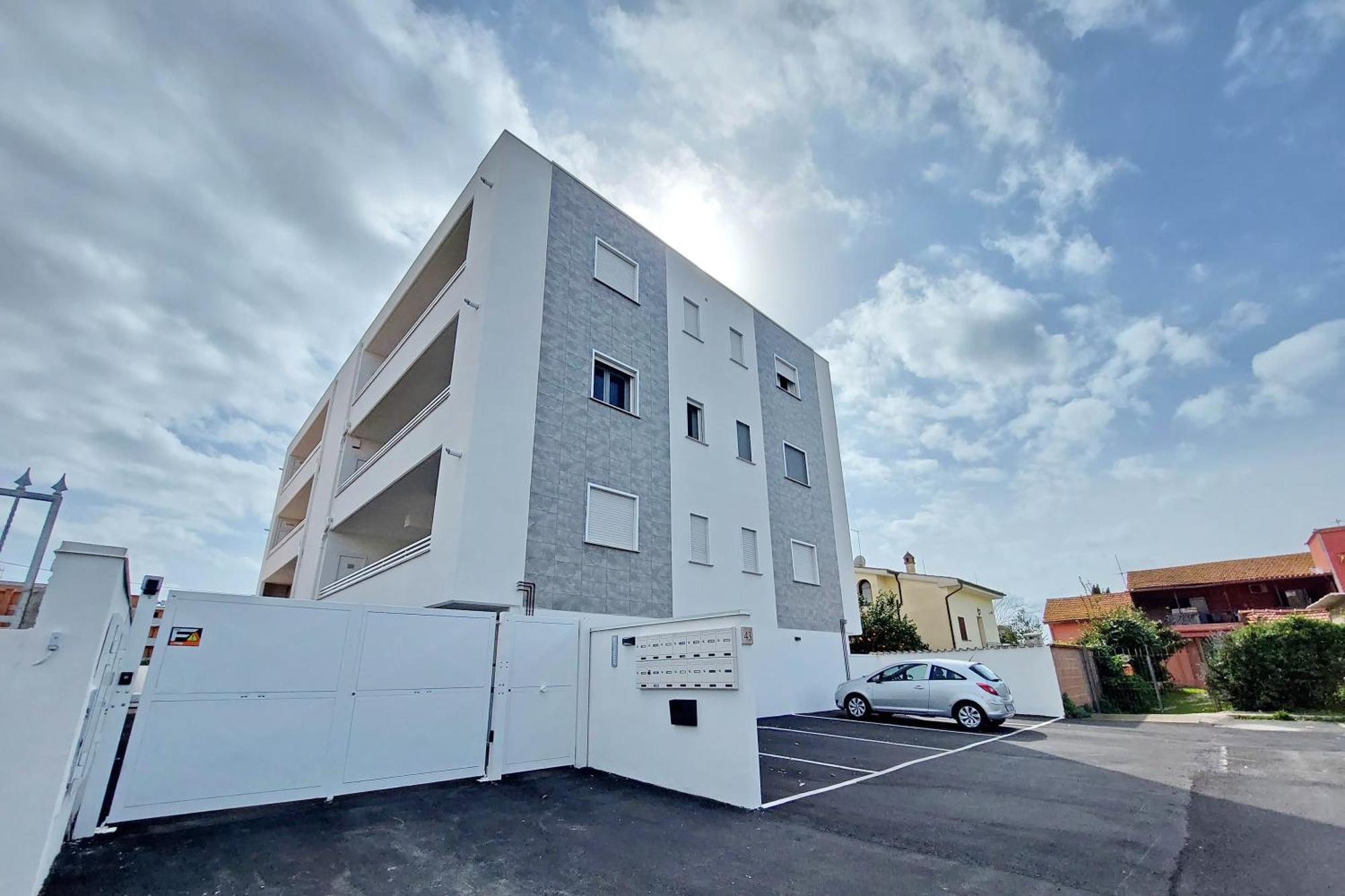 Andrea Home- Collegato A Roma E Aeroporto Fiumicino Exterior photo